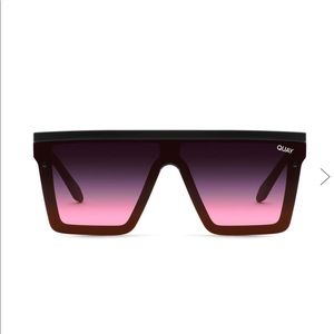 Quay Hindsight - Black & Pink